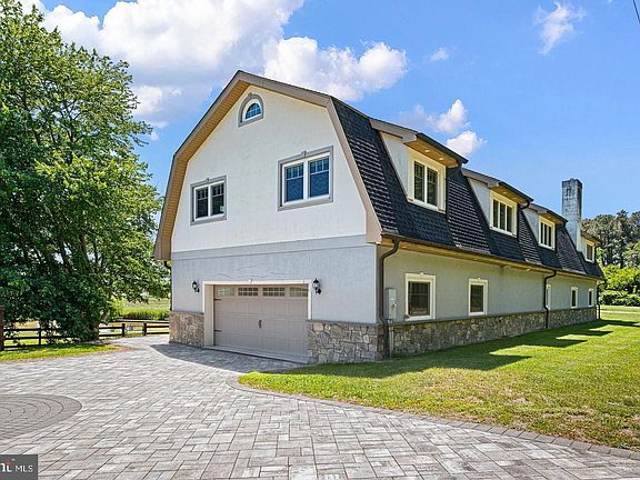 4th image of 1114 Taylors Bridge Rd