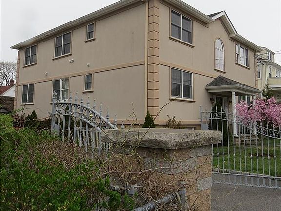 4th image of 27 Rossiter Ave Floor 2