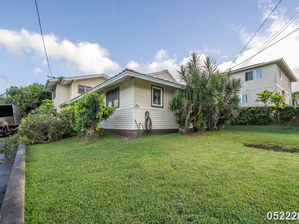 1774 Nakula St, Wahiawa, HI 96786