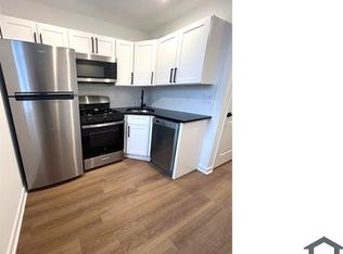 4213 W Girard Ave FLOOR 3, Philadelphia, PA 19104