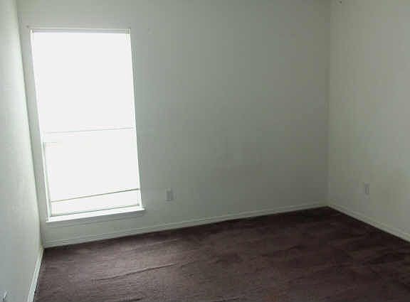 3rd image of 6301 Stockton Dr