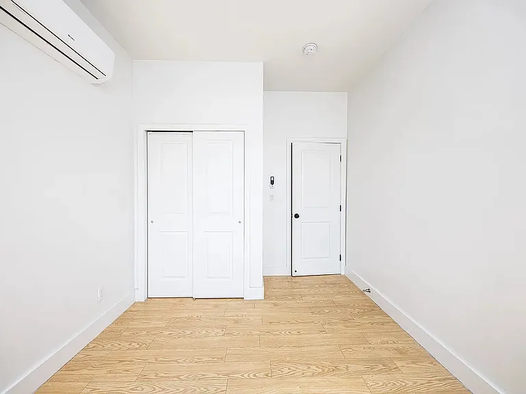 202 Knickerbocker Ave #3L — Photo 14