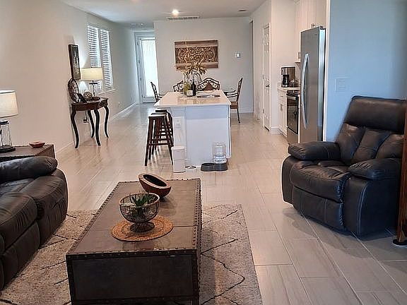 3rd image of 261 Links Terrace Blvd