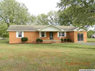 1887 Carter Grove Rd, Hazel Green, AL 35750