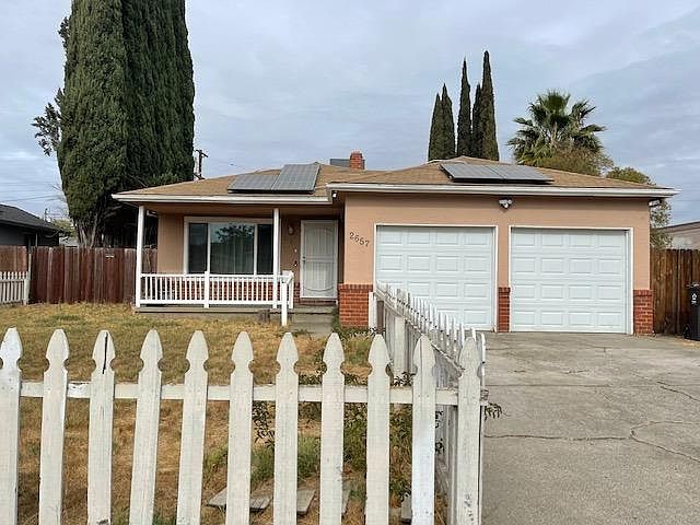 1st image of 2657 W De Ovan Ave