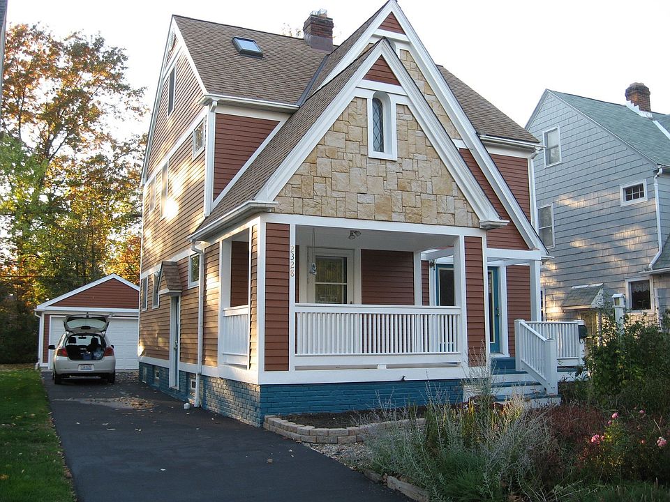 Tudor with stone front