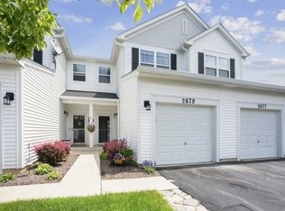 2879 Falling Waters Dr #2879, Lindenhurst, IL 60046