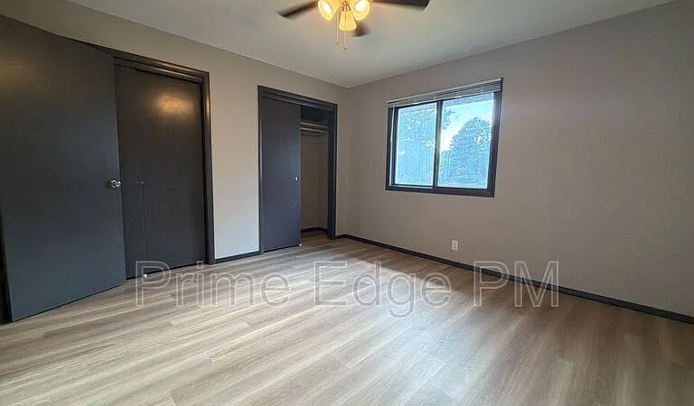 4520 Calvert St #5 — Photo 16