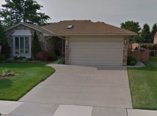 3554 Belinda Dr, Sterling Heights, MI 48310