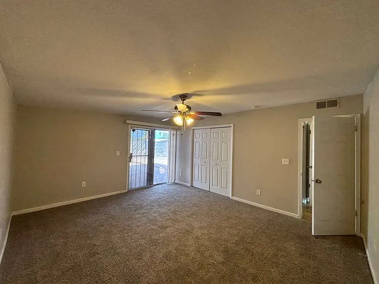 3644 W Townley Ave — Photo 9