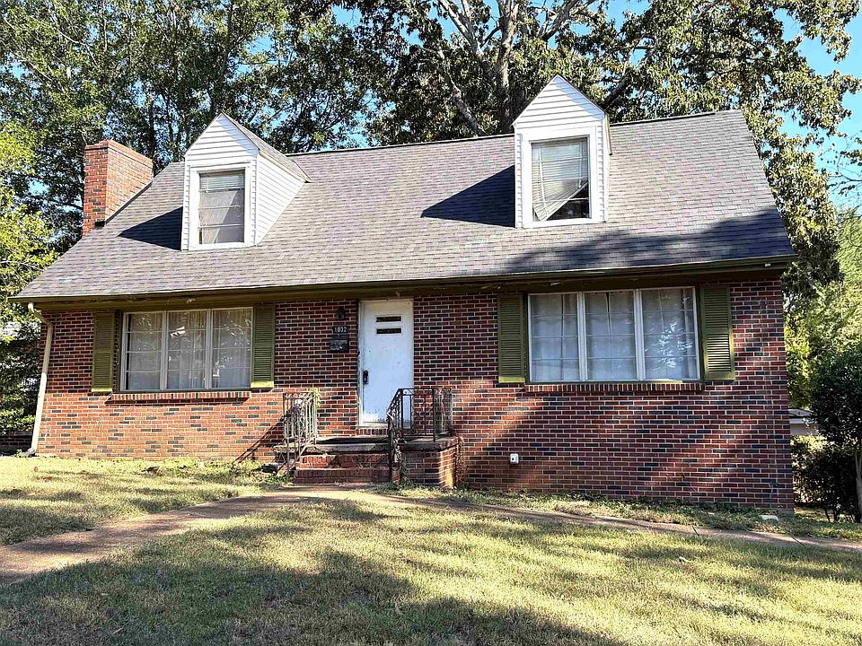 1st image of 1032 Piedmont St