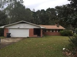 8416 Martin Bluff Rd, Gautier, MS 39553