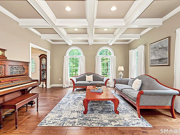 5th image of 220 Haviland Road