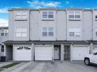 810 Bloomingdale Rd, Staten Island, NY 10309