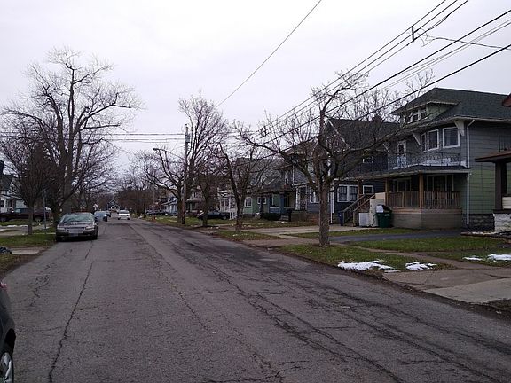 5th image of 30 Olcott Ave