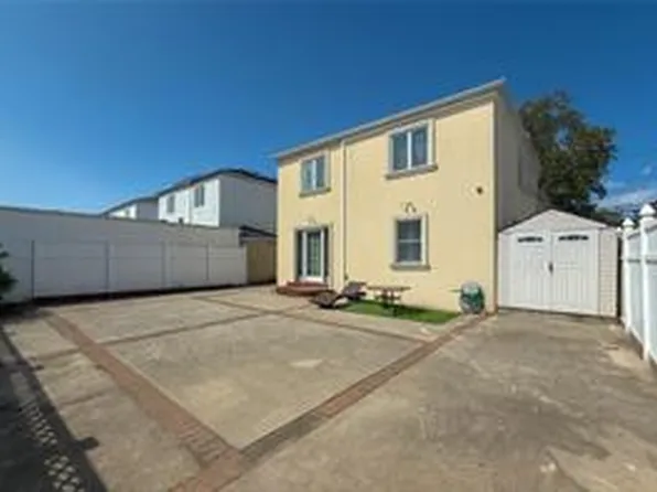 2613 East 65th Street image 29 of 31