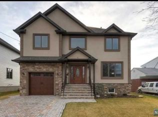 21 Village Rd, Clifton, NJ 07013