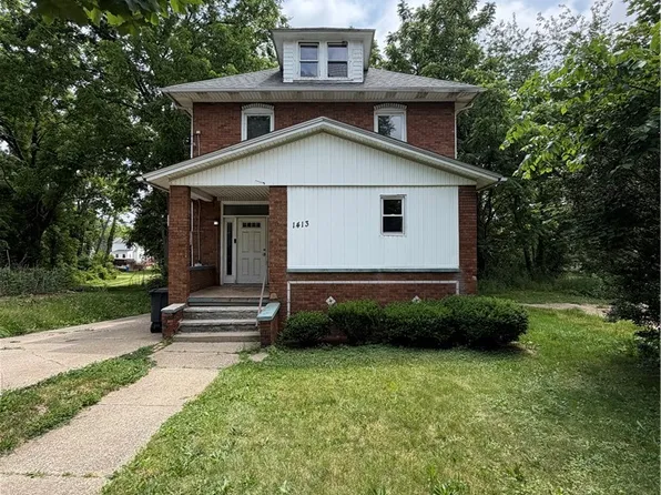 1413 East Ave, Akron, OH 44307