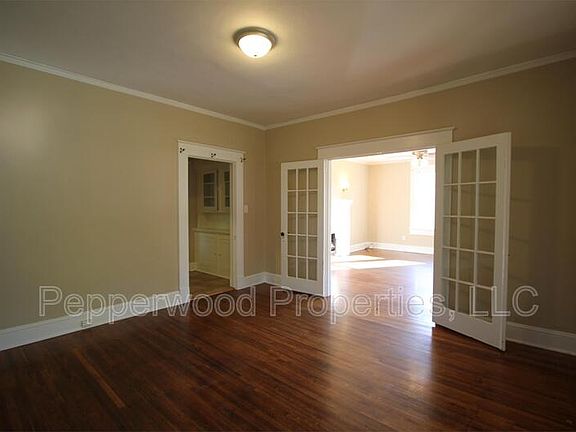 5th image of 521 S Irwin Ave