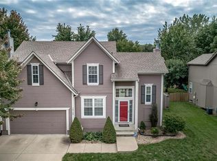 16709 W 156th St, Olathe, KS 66062