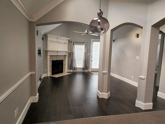 4th image of 8109 Dogwood Ln