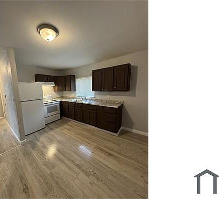 4th image of 1125 Scott Ave