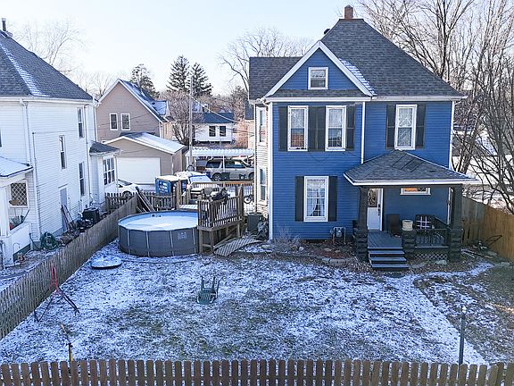 2nd image of 2214 Grand Ave