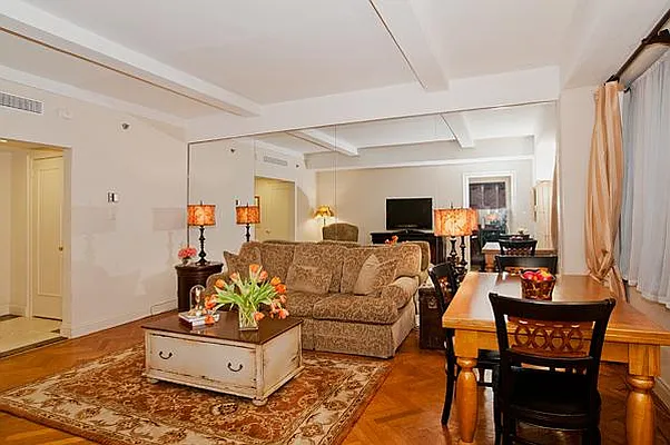 Rented by CitiSuites International Realty | media 2