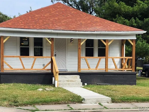 2629 E 23rd St, Granite City, IL 62040