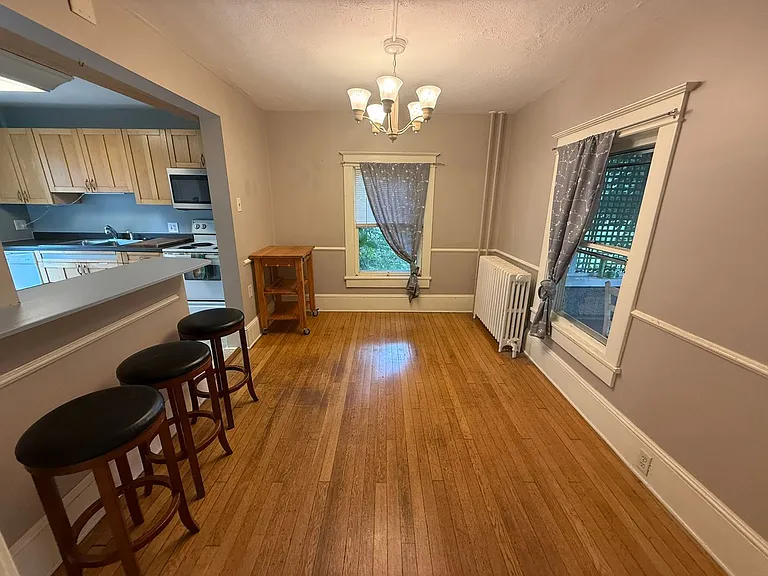 335 Hill St — Photo 11