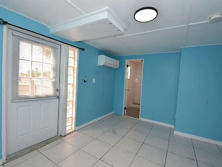 511 N Central Ave #A — Photo 13