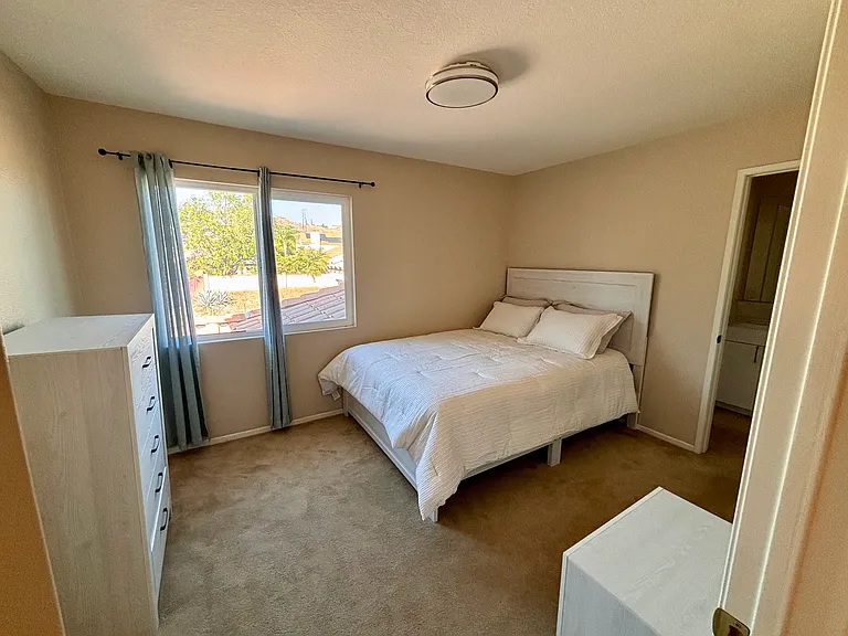 2209 Canyon Dr — Photo 17