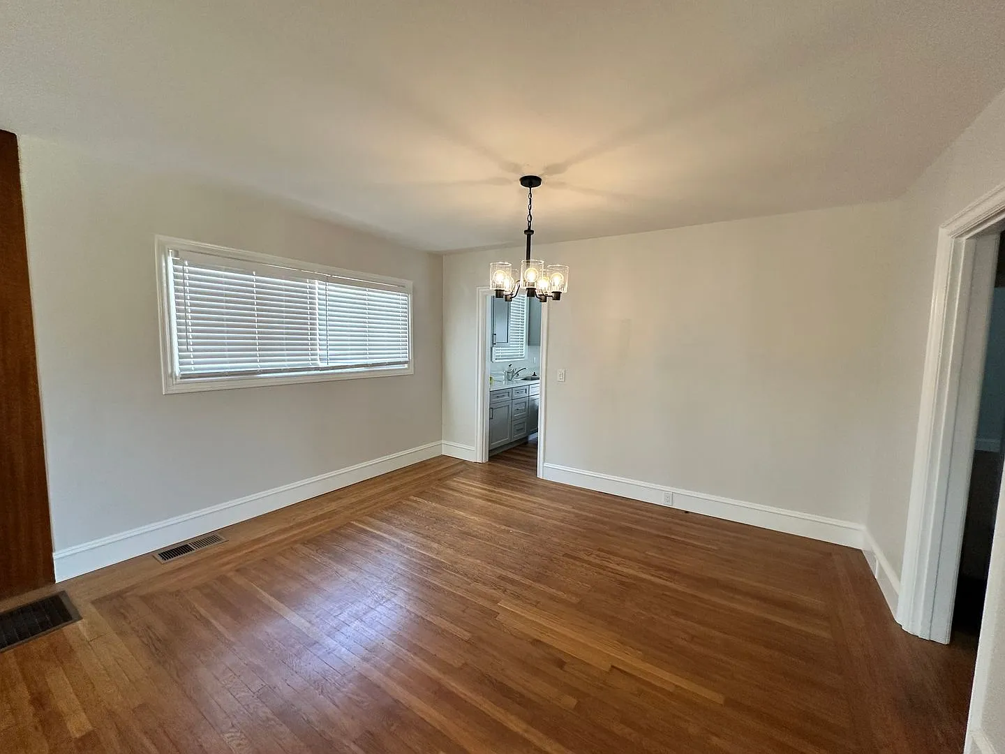 Charming 2BR Berkeley Home with Updated Kitchen, Garage & Backyard — Photo 4