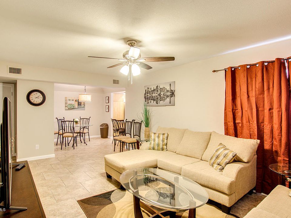 1st image of 700 E Mesquite Cir