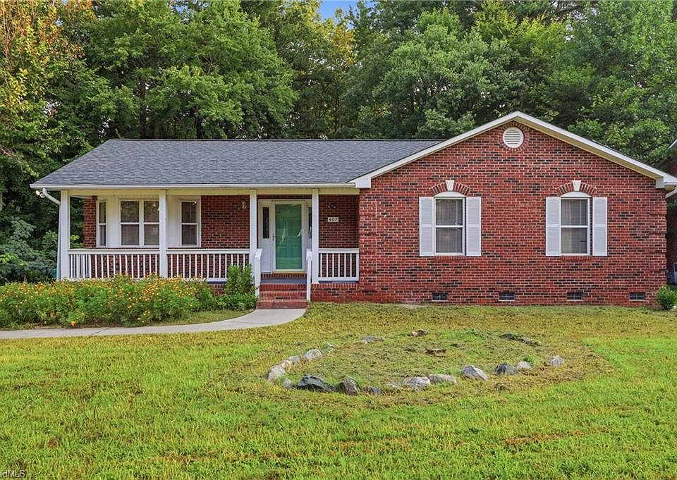 1st image of 407 Lassiter Dr