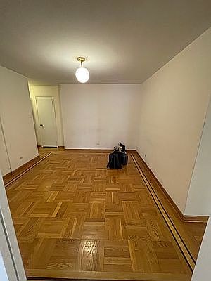 5th image of 101 E 16th St #4Z