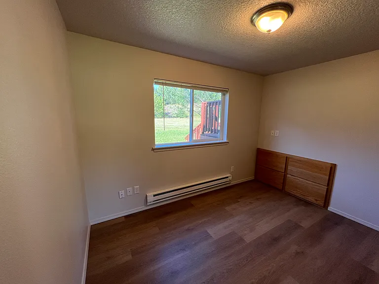 410B Columbia St — Photo 6
