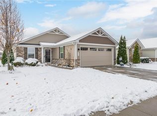 373 Pebble Creek Ct, Amherst, OH 44001