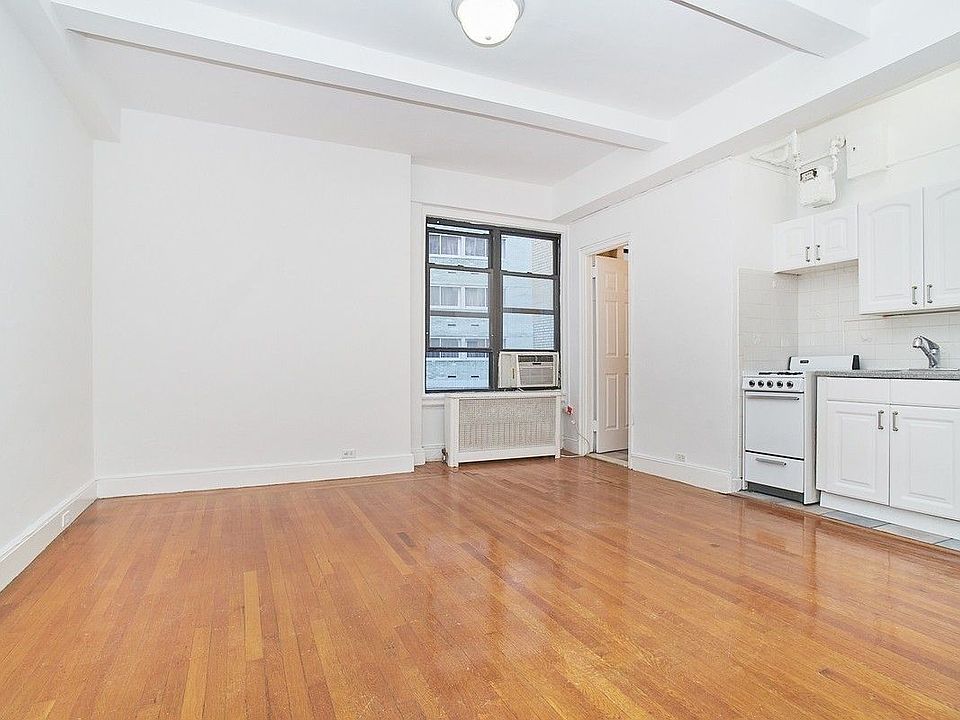 1st image of 135 E 50th St APT 9K