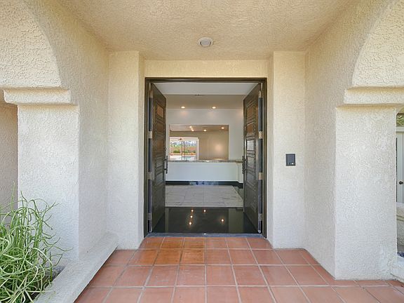 4th image of 48600 Shady View Dr