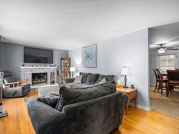 2nd image of 645 Terra Ln