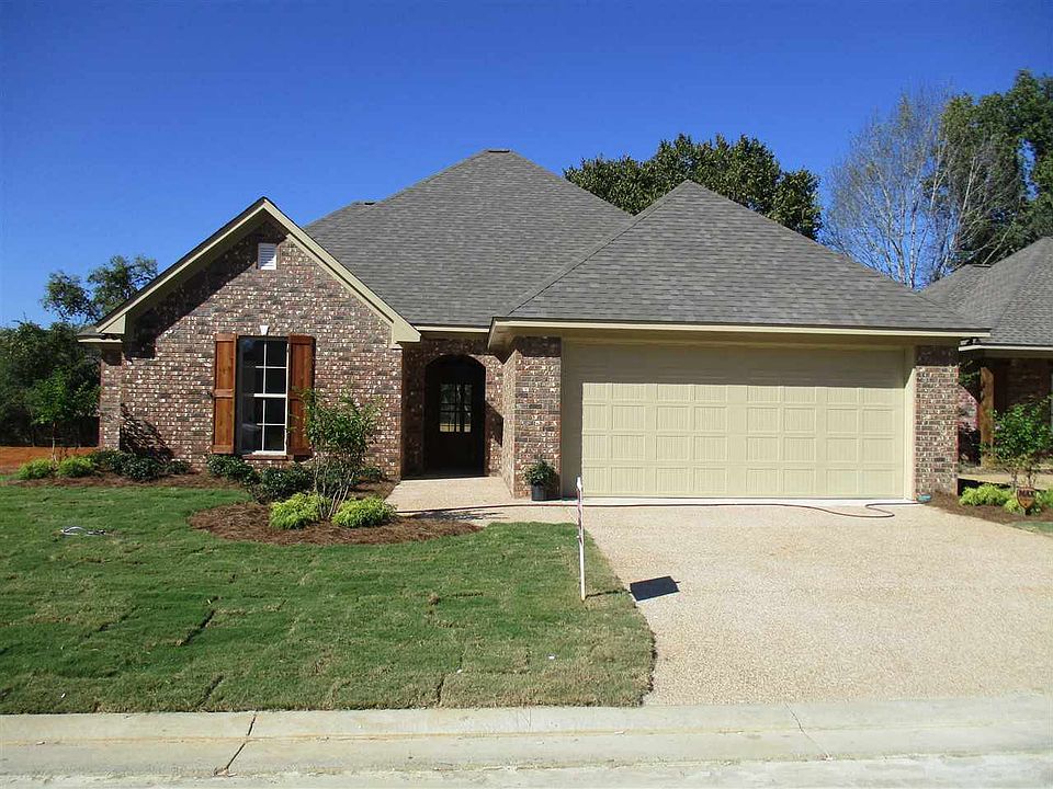 1st image of 120 Meadow Creek Dr