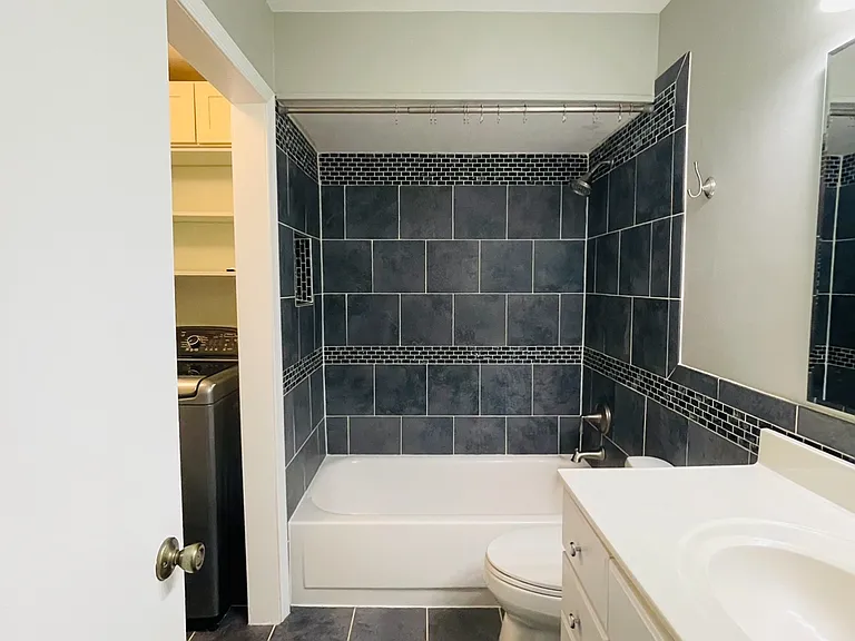 5910 Kingsford Rd — Photo 23