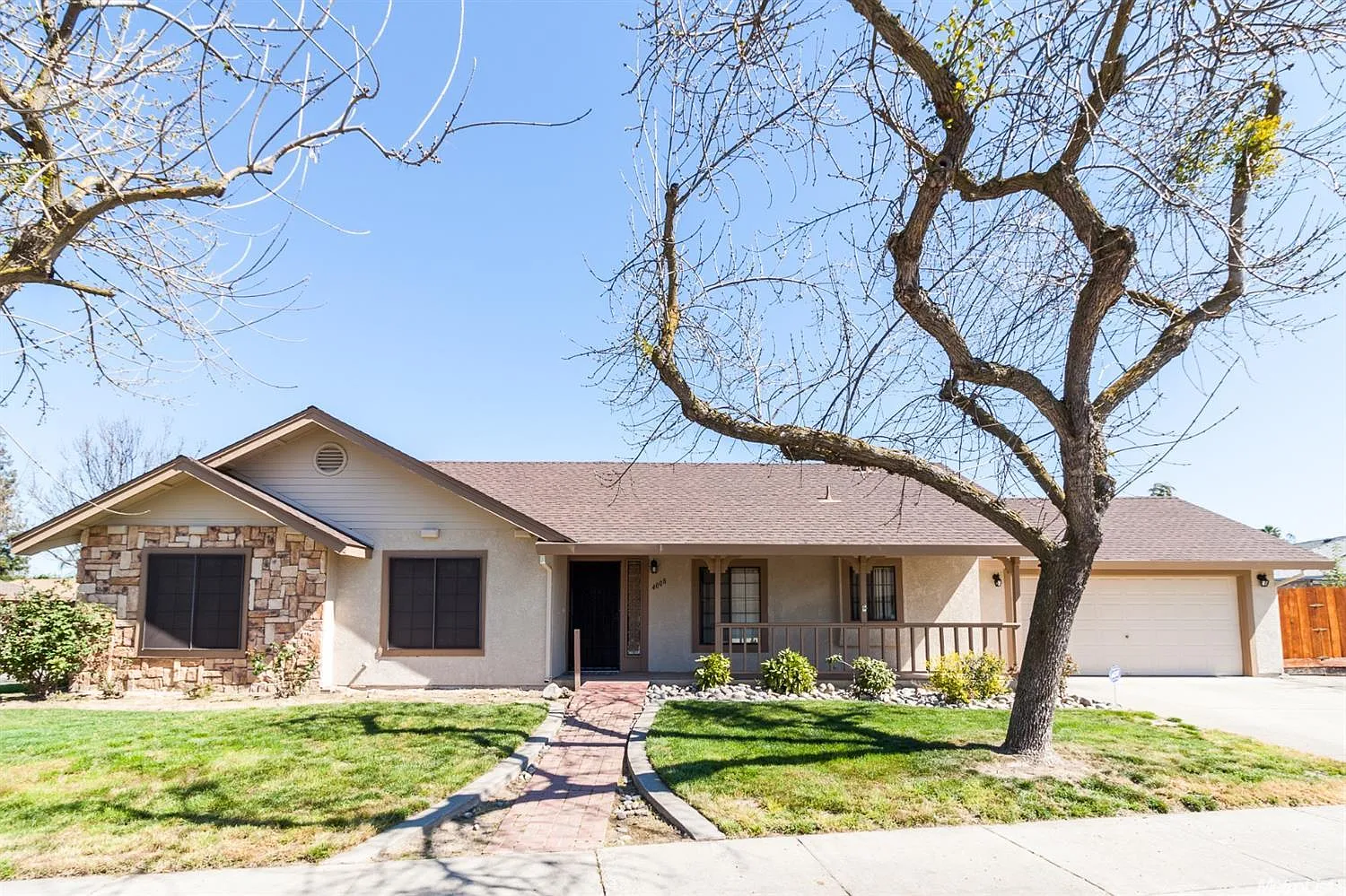 4008 Timahoe Dr photo 1