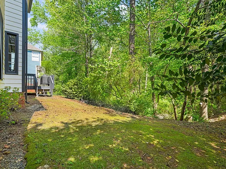 8100 Knebworth Ct — Photo 14