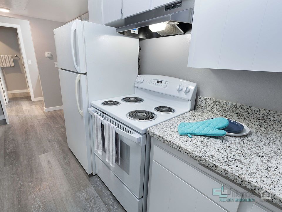 1st image of 760 NW 21st St #750-18B