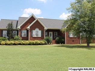 28 Fields Dr, Rainsville, AL 35986