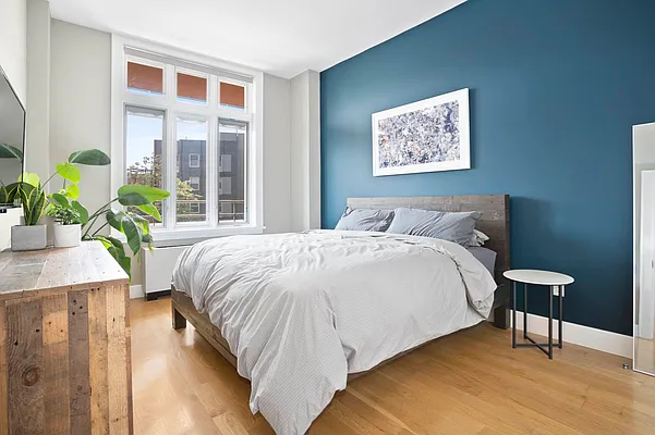 Rented by Douglas Elliman | media 19