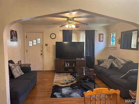 2nd image of 1468 70th St