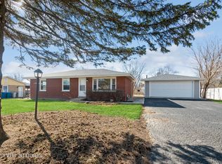 2123 Maplewood Ln, Joliet, IL 60433